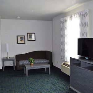 Queen Suite Sofa Bed Non-Smoking